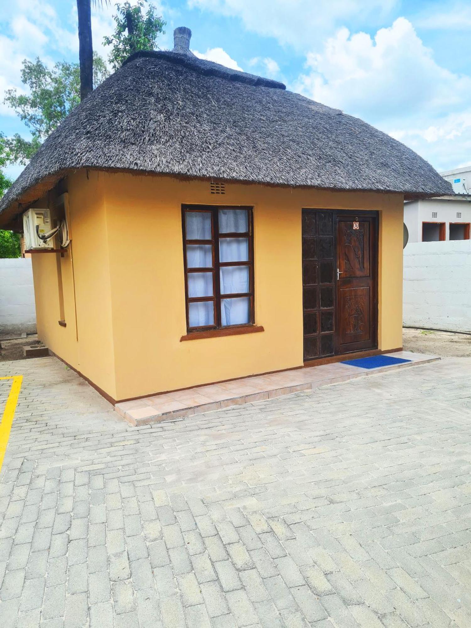 Maya Bnb Nata Exterior photo